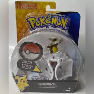 Pokemon Throw 'N' Pop Poke Ball With Collectible Cubone Figure Poke Ball TOMY